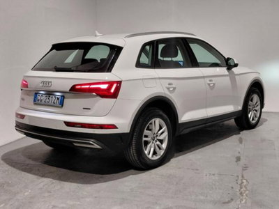 Audi Q5 50 TFSI e quattro S tronic Business Design (8)