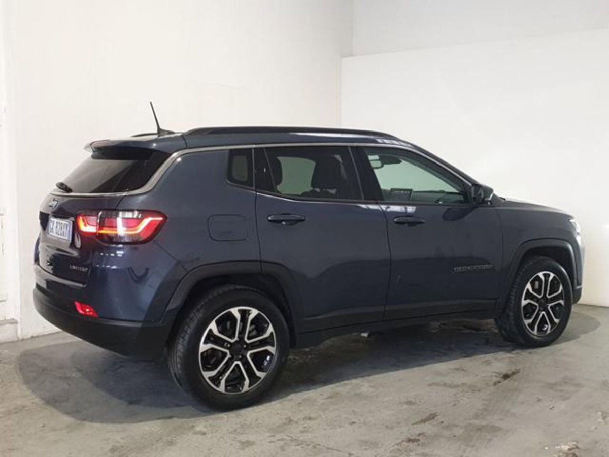 Jeep Compass 1.3 T4 190CV PHEV AT6 4xe Limited (6)