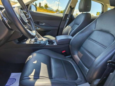 Jaguar E-Pace 2.0D I4 163 CV AWD Auto SE (10)