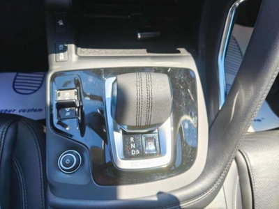 Jaguar E-Pace 2.0D I4 163 CV AWD Auto SE (15)