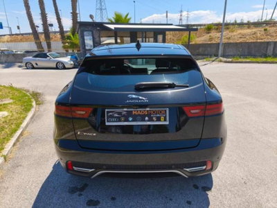 Jaguar E-Pace 2.0D I4 163 CV AWD Auto SE (8)