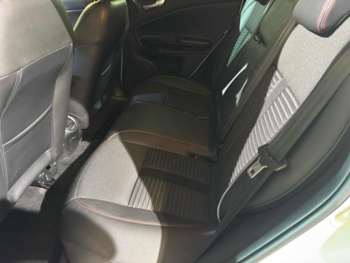 Alfa Romeo Giulietta 2.0 JTDm-2 Progression 170cv tct (13)