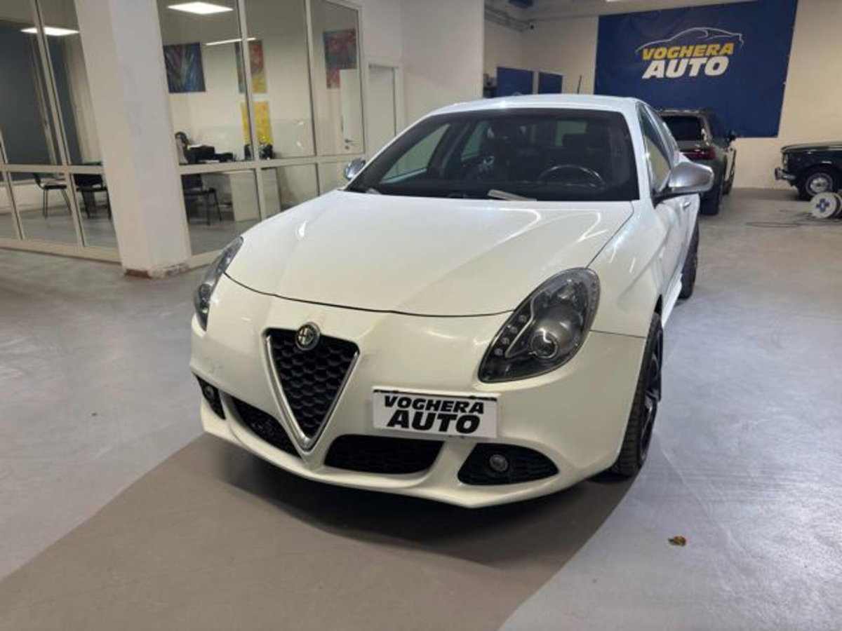 Alfa Romeo Giulietta 2.0 JTDm-2 Progression 170cv tct (2)