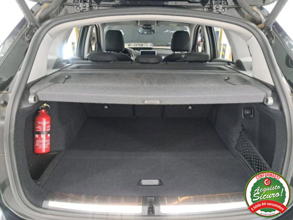 BMW X1 sDrive16d Advantage (7)