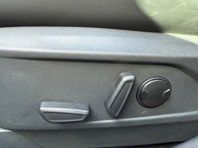 Ford Mustang Mach-E Standard 269CV (14)