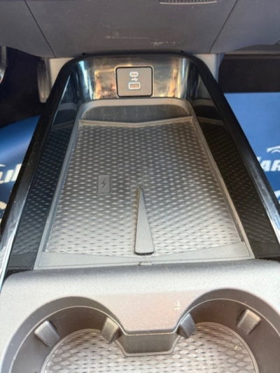 Ford Mustang Mach-E Standard 269CV (15)
