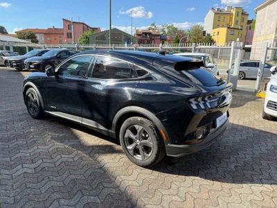 Ford Mustang Mach-E Standard 269CV (5)