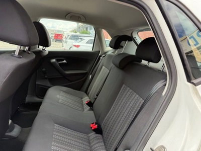 Volkswagen Polo Fun 1.4 TDI (8)