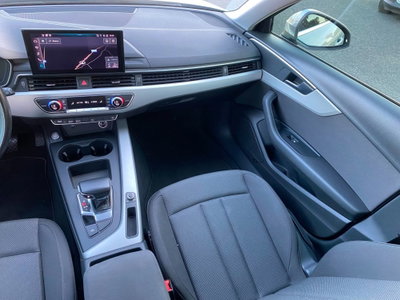 Audi A4 Avant 35 TDI S tronic Business Sport (13)