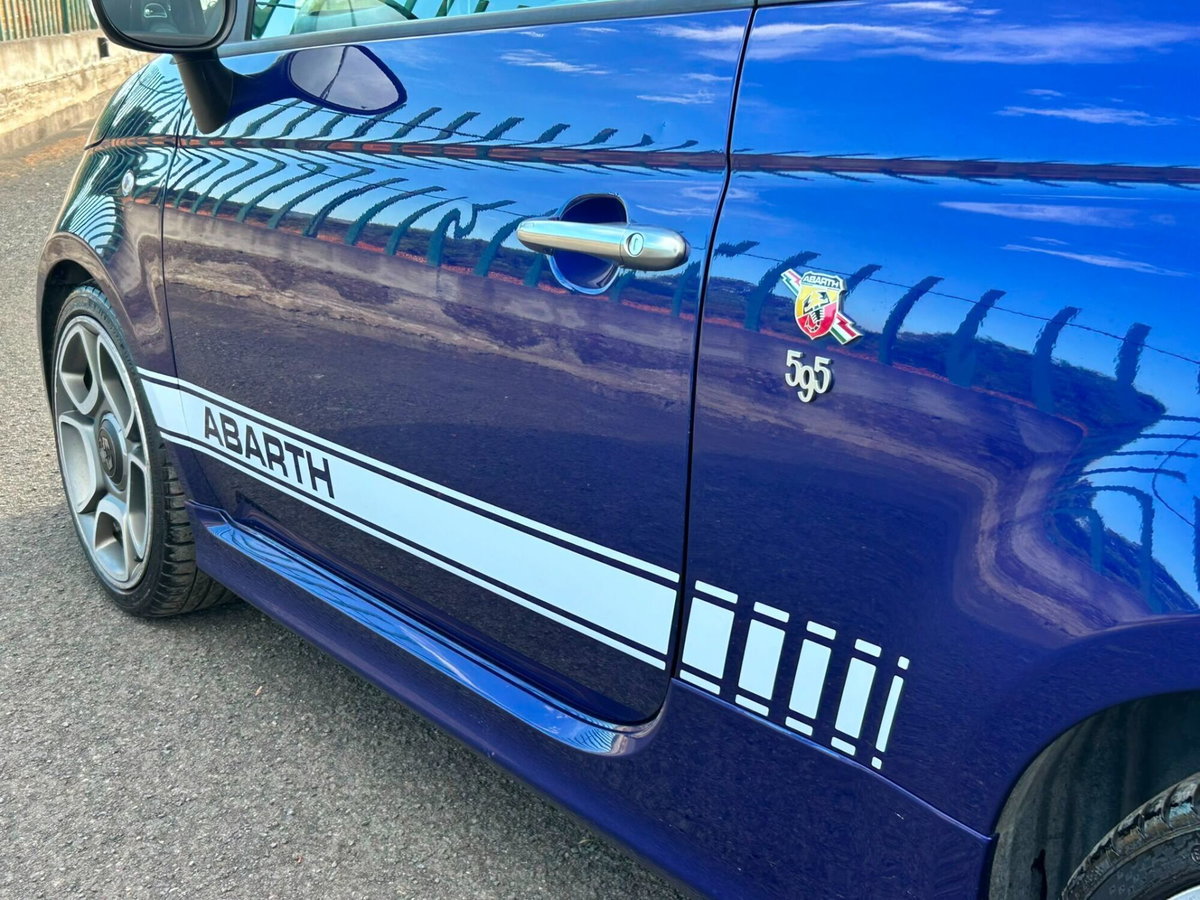 Abarth 595 595 1.4 Turbo T-Jet 165 CV Turismo (11)