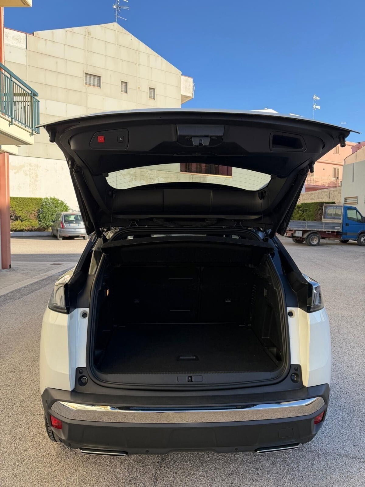 Peugeot 3008 BlueHDi 130 S&S GT (9)