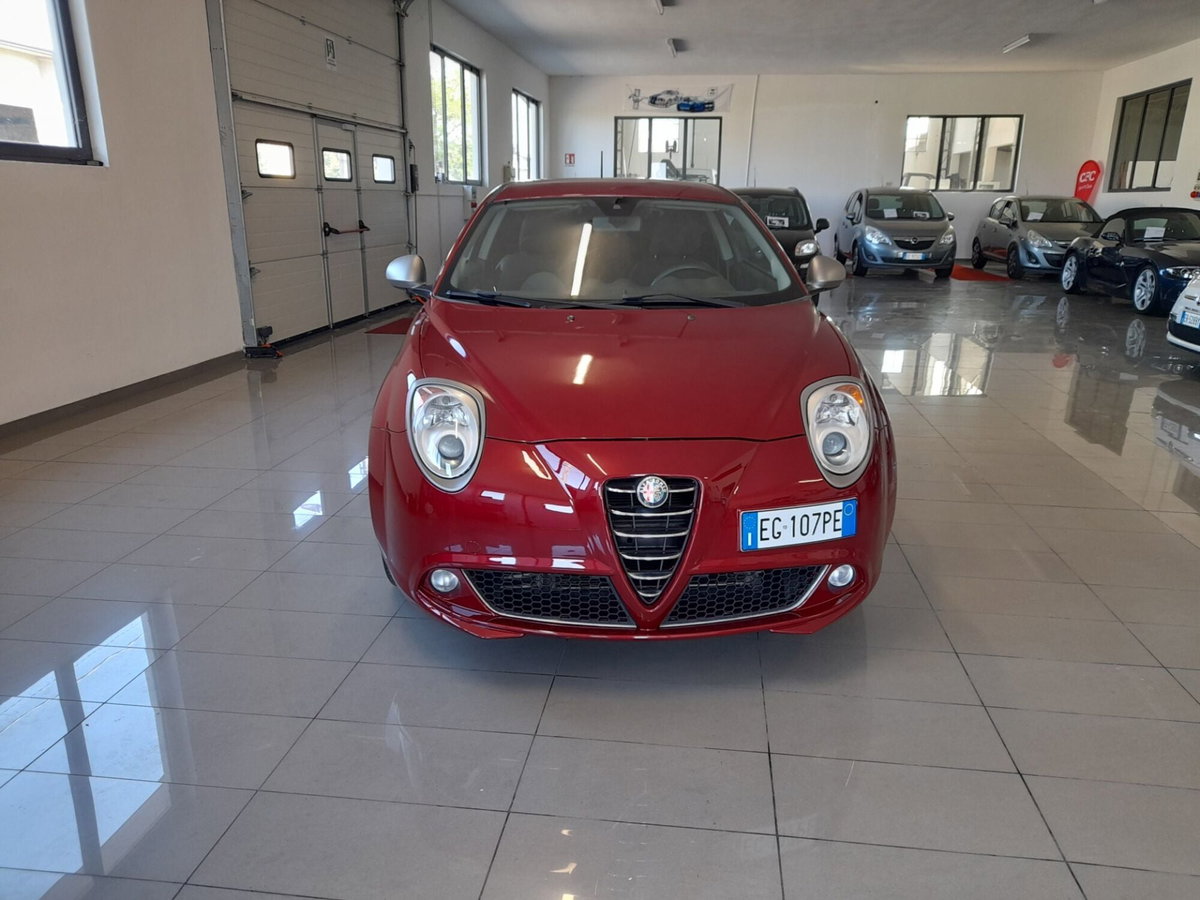 Alfa Romeo MiTo 1.4 78 CV Distinctive (2)