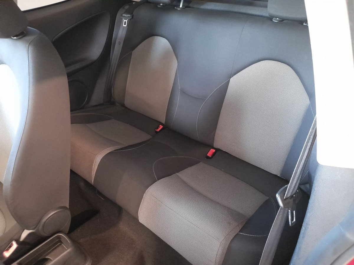 Alfa Romeo MiTo 1.4 78 CV Distinctive (7)