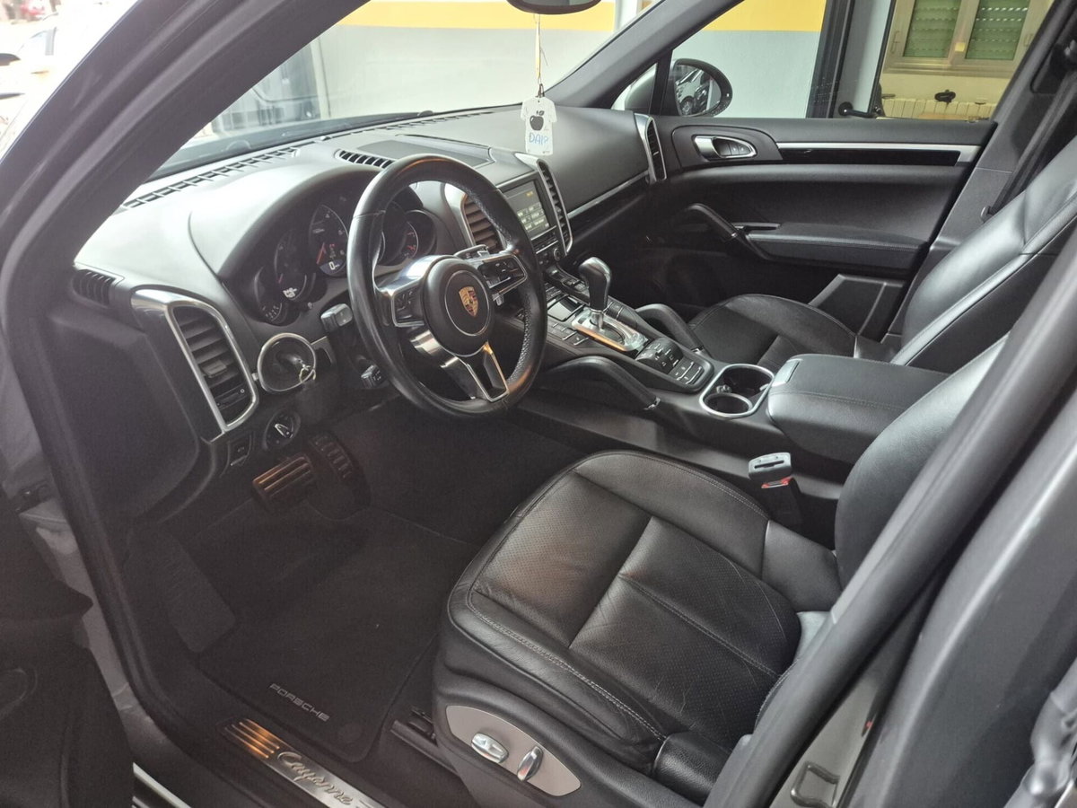 Porsche Cayenne 3.0 Diesel (13)