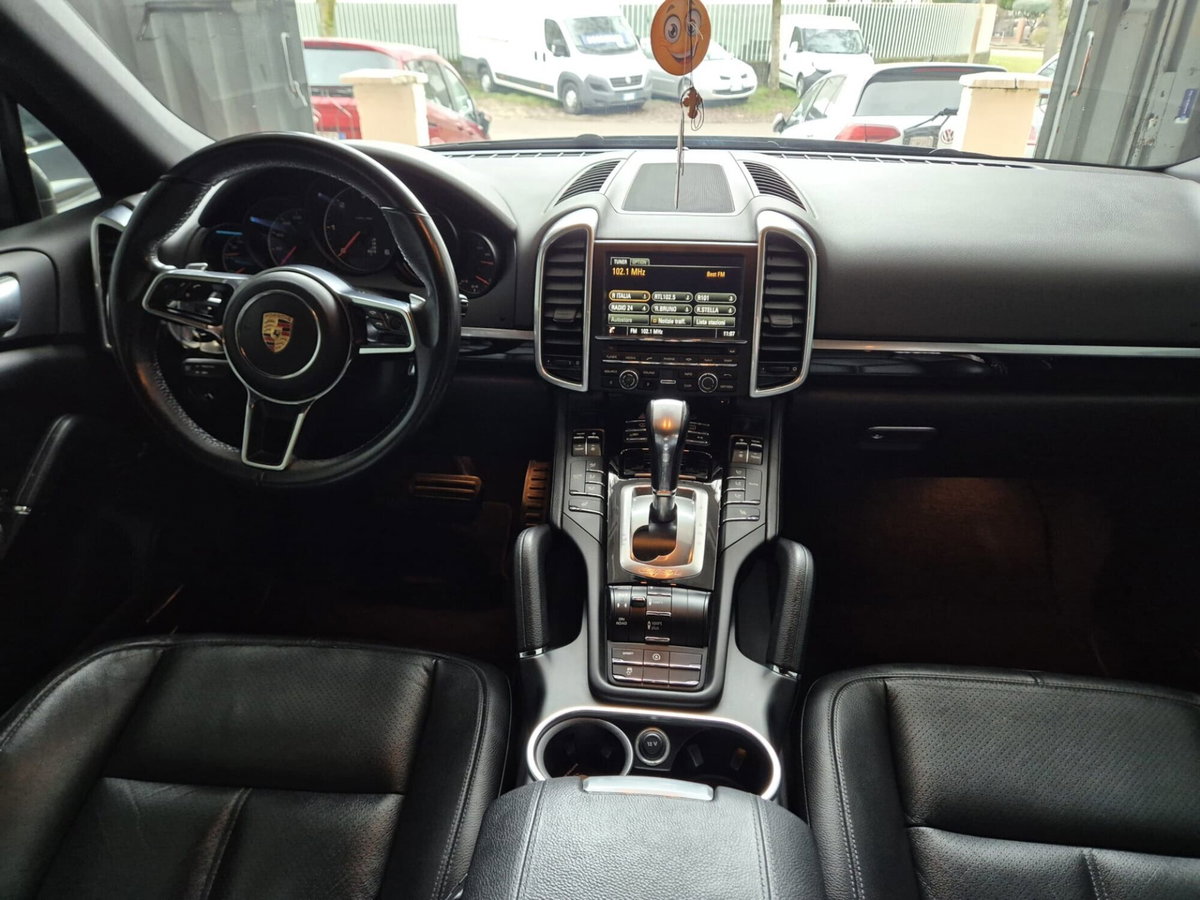 Porsche Cayenne 3.0 Diesel (3)