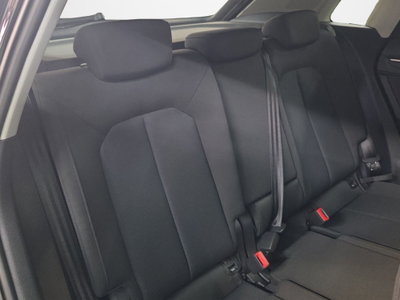 Audi Q3 35 TDI quattro S tronic Business Advanced (18)