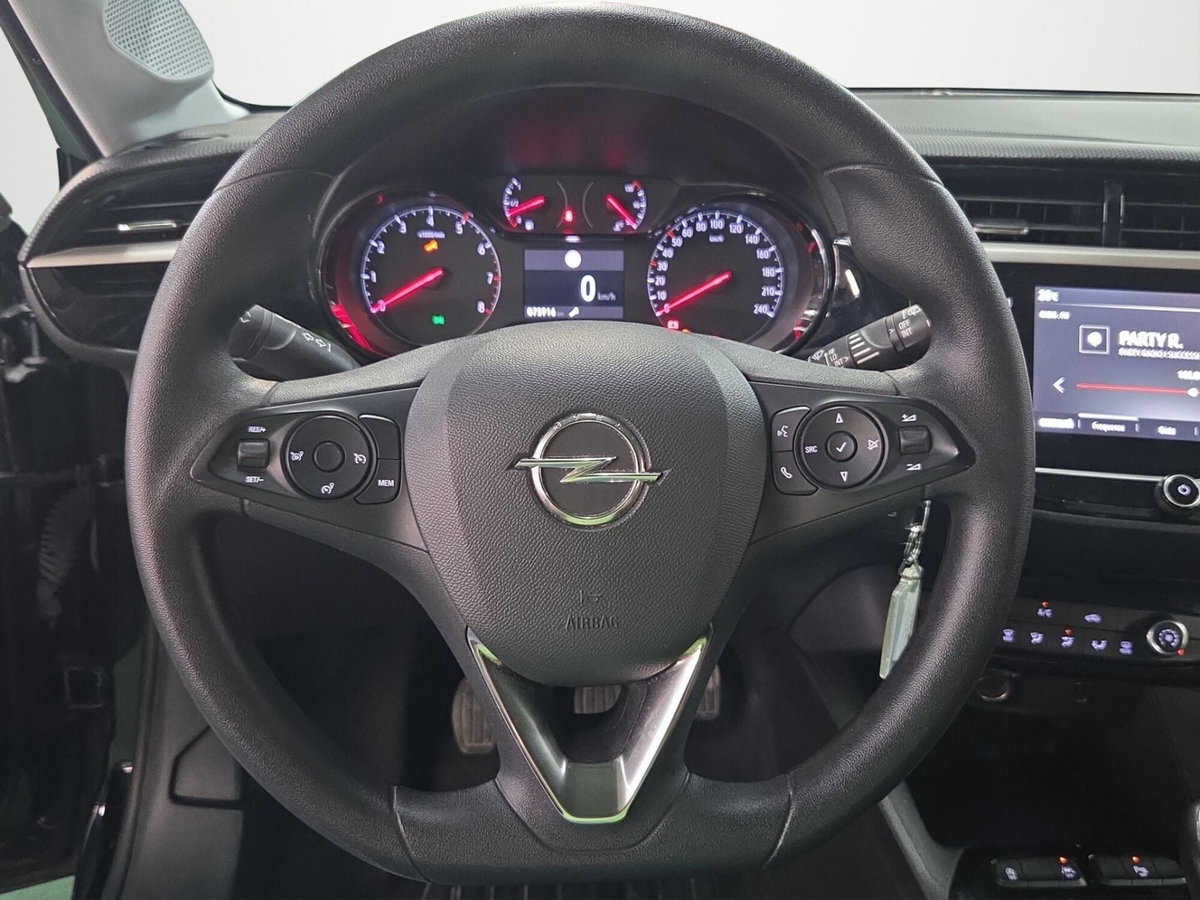 Opel Corsa 1.2 Edition (10)