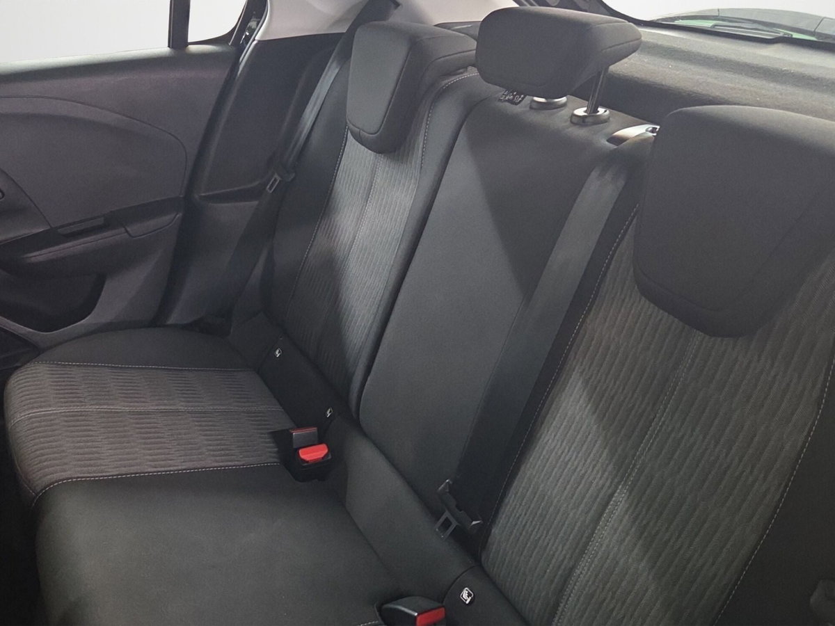 Opel Corsa 1.2 Edition (13)