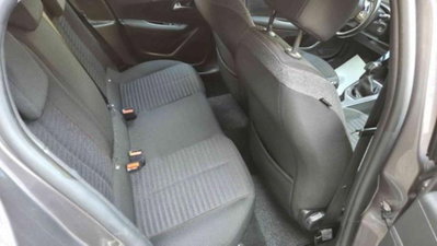 Peugeot 208 1.2 puretech Active s&s 75cv (12)