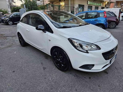 Opel Corsa Coupé 1.4 90CV GPL Tech b-Color (3)