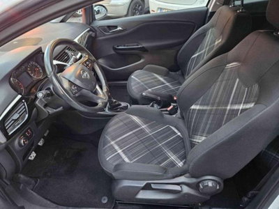 Opel Corsa Coupé 1.4 90CV GPL Tech b-Color (8)