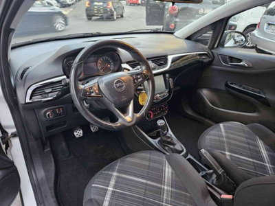Opel Corsa Coupé 1.4 90CV GPL Tech b-Color (9)
