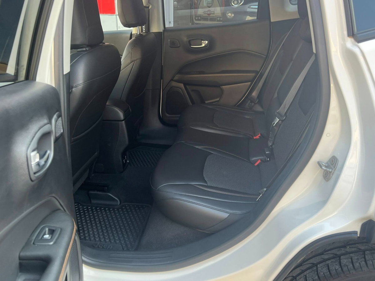 Jeep Compass 1.4 MultiAir 2WD Limited (12)