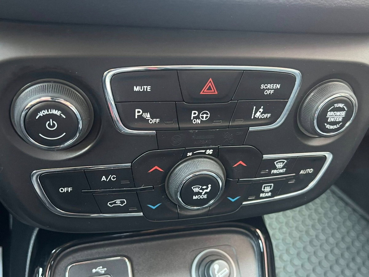 Jeep Compass 1.4 MultiAir 2WD Limited (18)