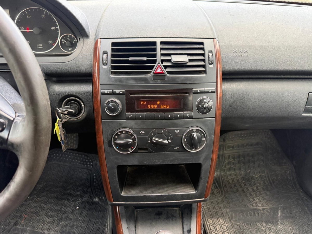 Mercedes-Benz Classe A 200 CDI Coupé Special Edition (13)