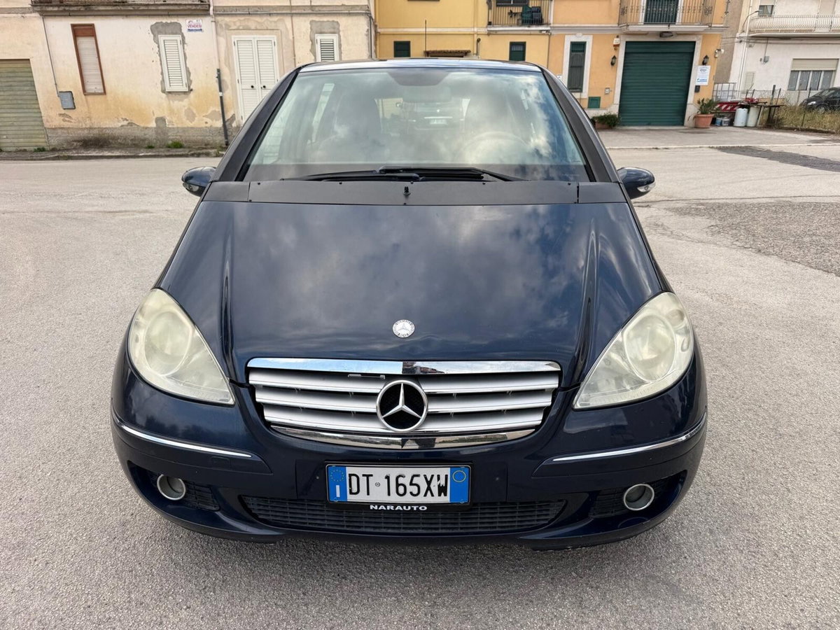Mercedes-Benz Classe A 200 CDI Coupé Special Edition (2)
