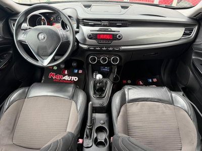 Alfa Romeo Giulietta 1.6 JTDm-2 Exclusive (17)
