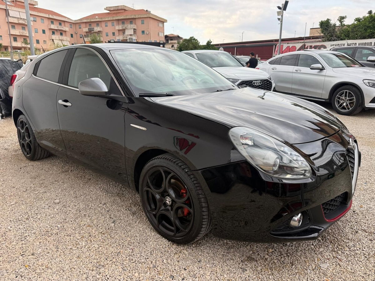 Alfa Romeo Giulietta 1.6 JTDm-2 Exclusive (4)