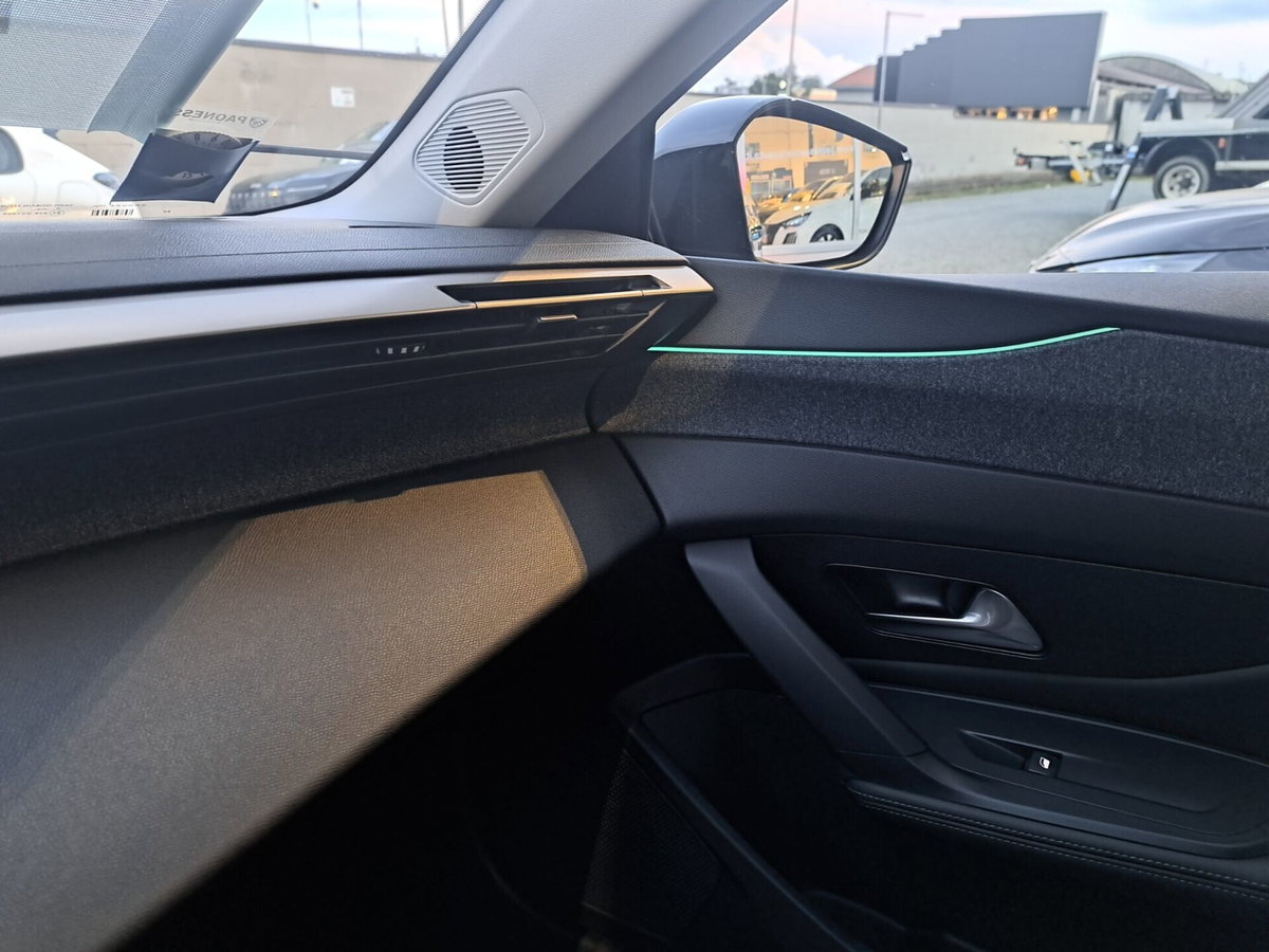 Peugeot 408 1.2 puretech Allure s&s 130cv eat8 (15)