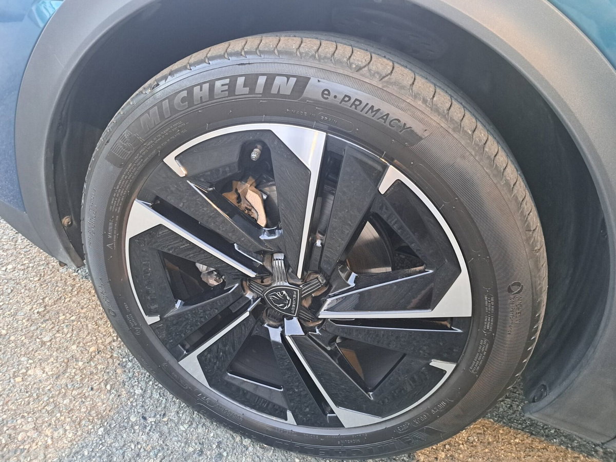 Peugeot 408 1.2 puretech Allure s&s 130cv eat8 (8)