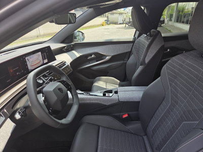 Peugeot 3008 1.2 hybrid Allure 145cv e-dcs6 (9)