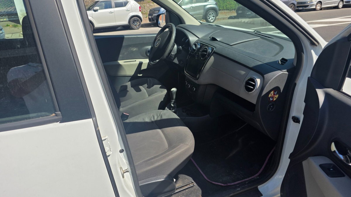 Dacia Lodgy 1.2 TCe 115CV 7 posti Lauréate (7)