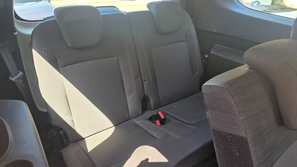 Dacia Lodgy 1.2 TCe 115CV 7 posti Lauréate (9)