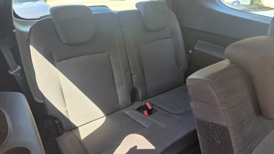 Dacia Lodgy 1.2 TCe 115CV 7 posti Lauréate (9)