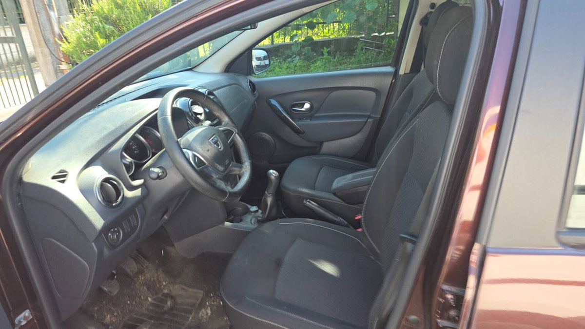 Dacia Sandero 1.0 SCe 12V 75CV Access (6)