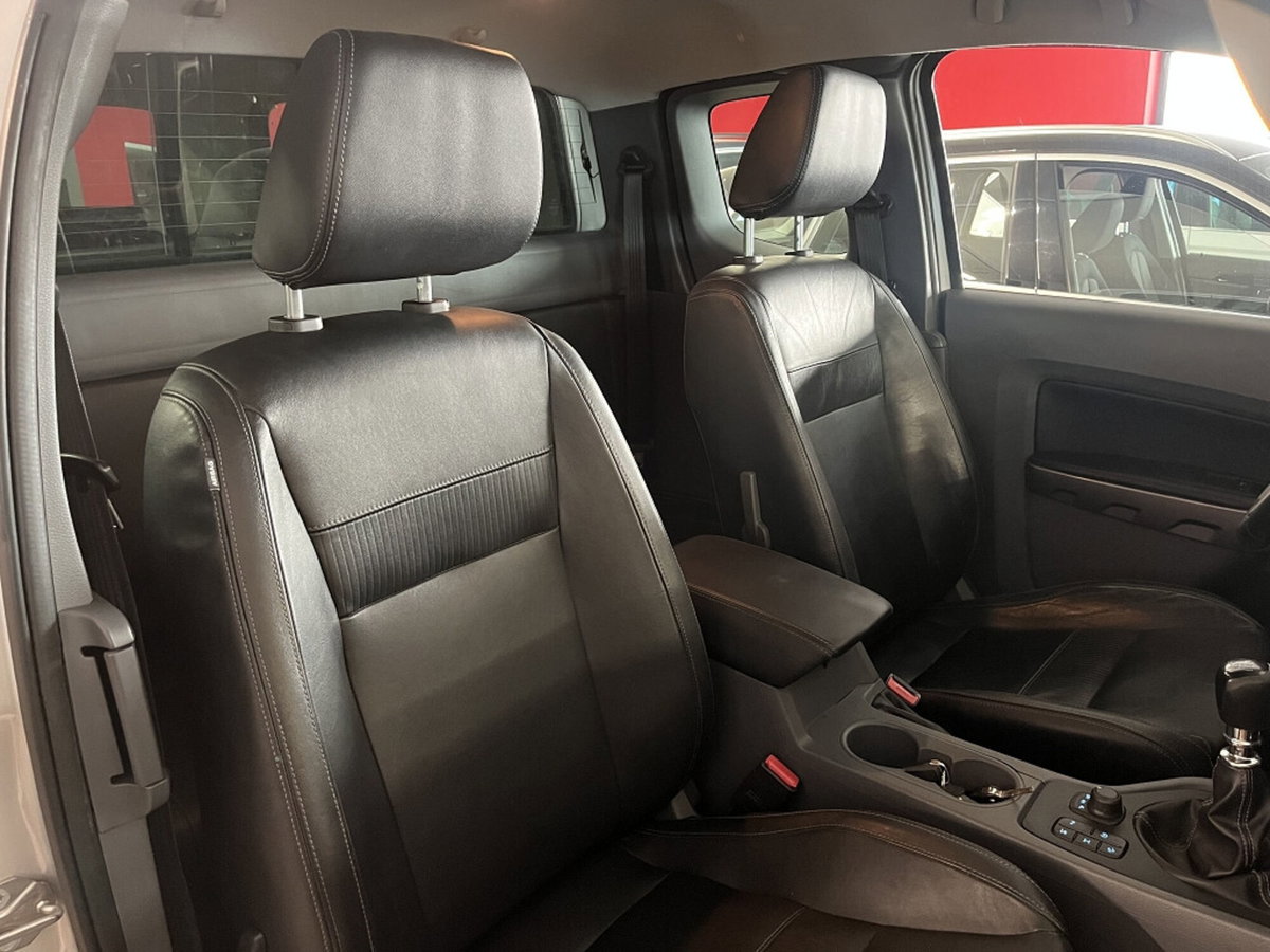 Ford Ranger Pick-up Ranger 2.2 TDCi DC Limited 5pt. (9)