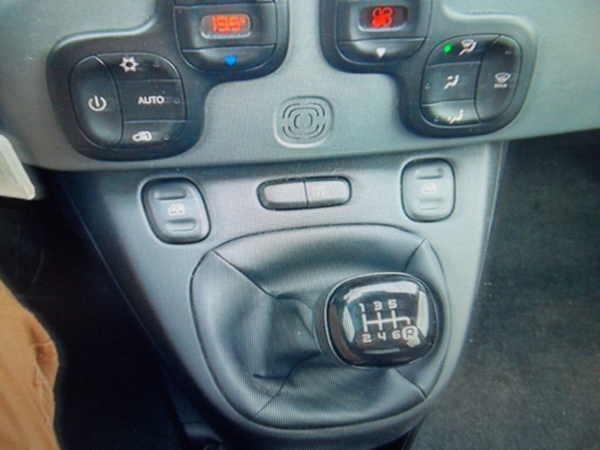 Fiat Panda 1.0 FireFly S&S Hybrid City Life (10)