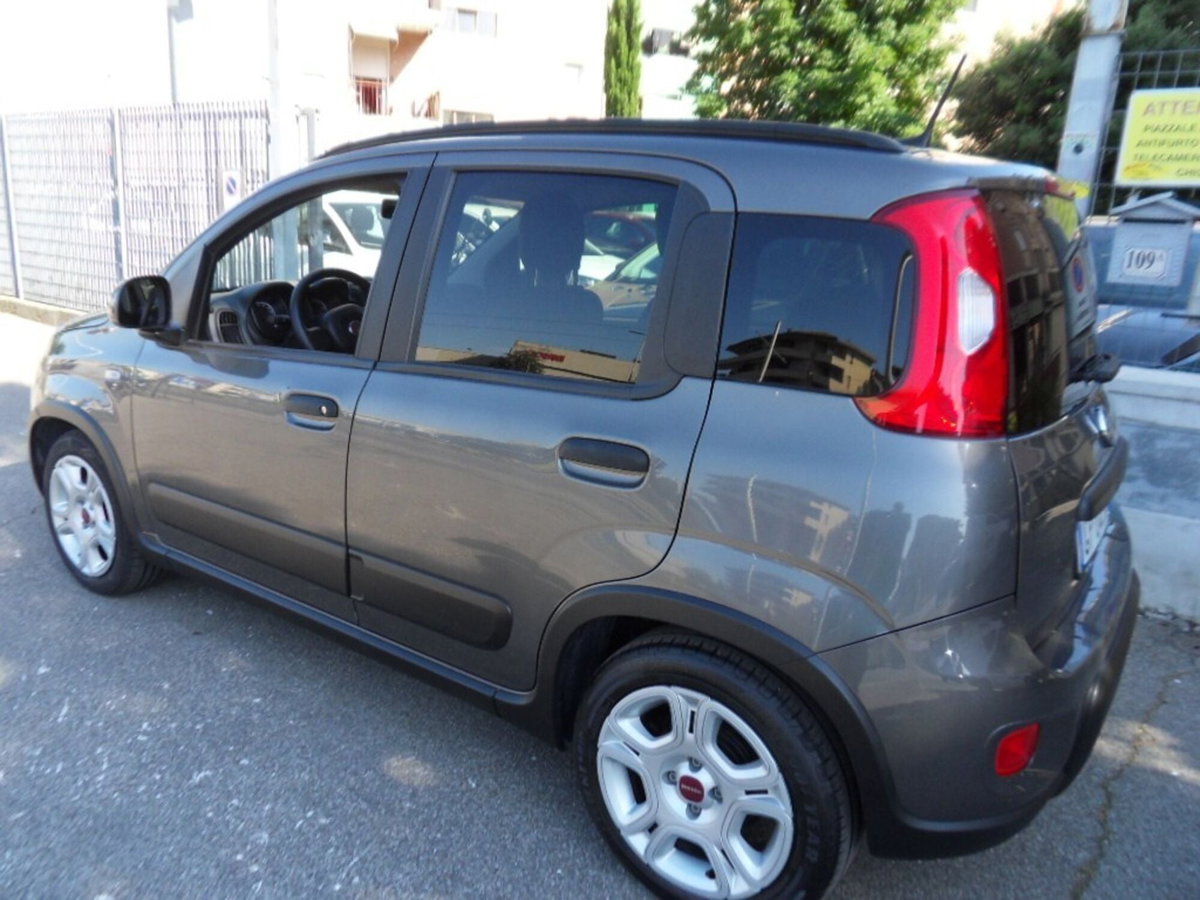 Fiat Panda 1.0 FireFly S&S Hybrid City Life (5)