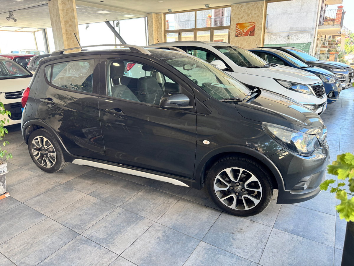 Opel Karl Rocks 1.0 73 CV (2)