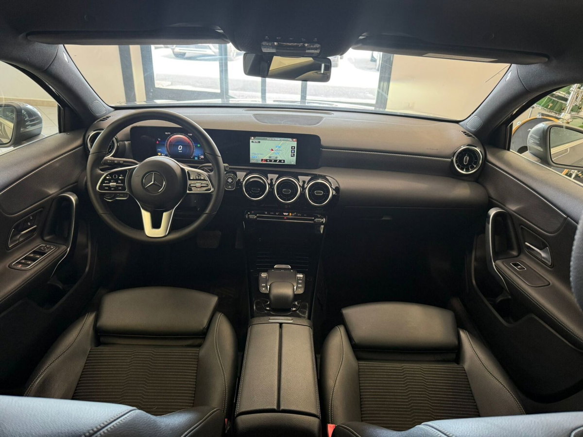 Mercedes-Benz Classe A 180 d Automatic Premium (12)
