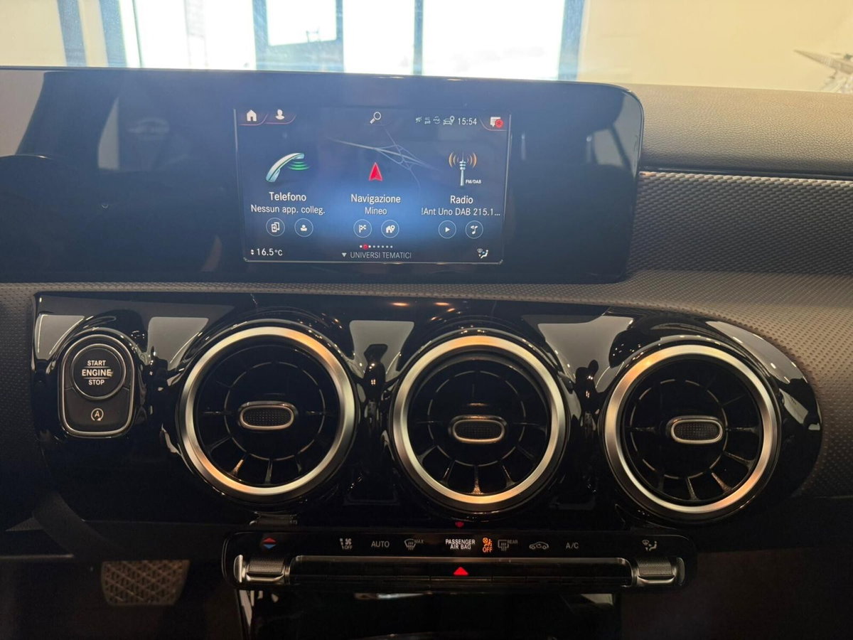 Mercedes-Benz Classe A 180 d Automatic Premium (16)
