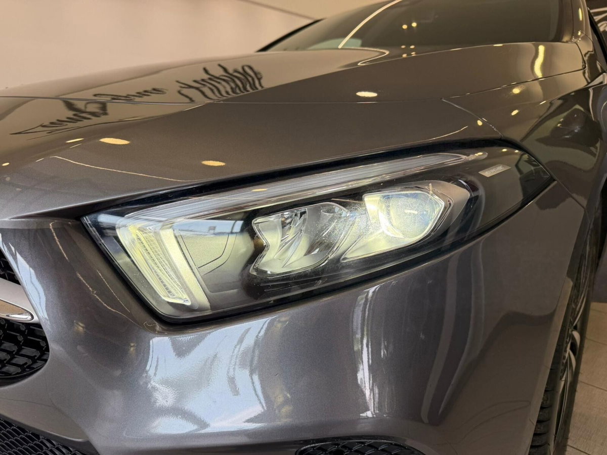 Mercedes-Benz Classe A 180 d Automatic Premium (17)