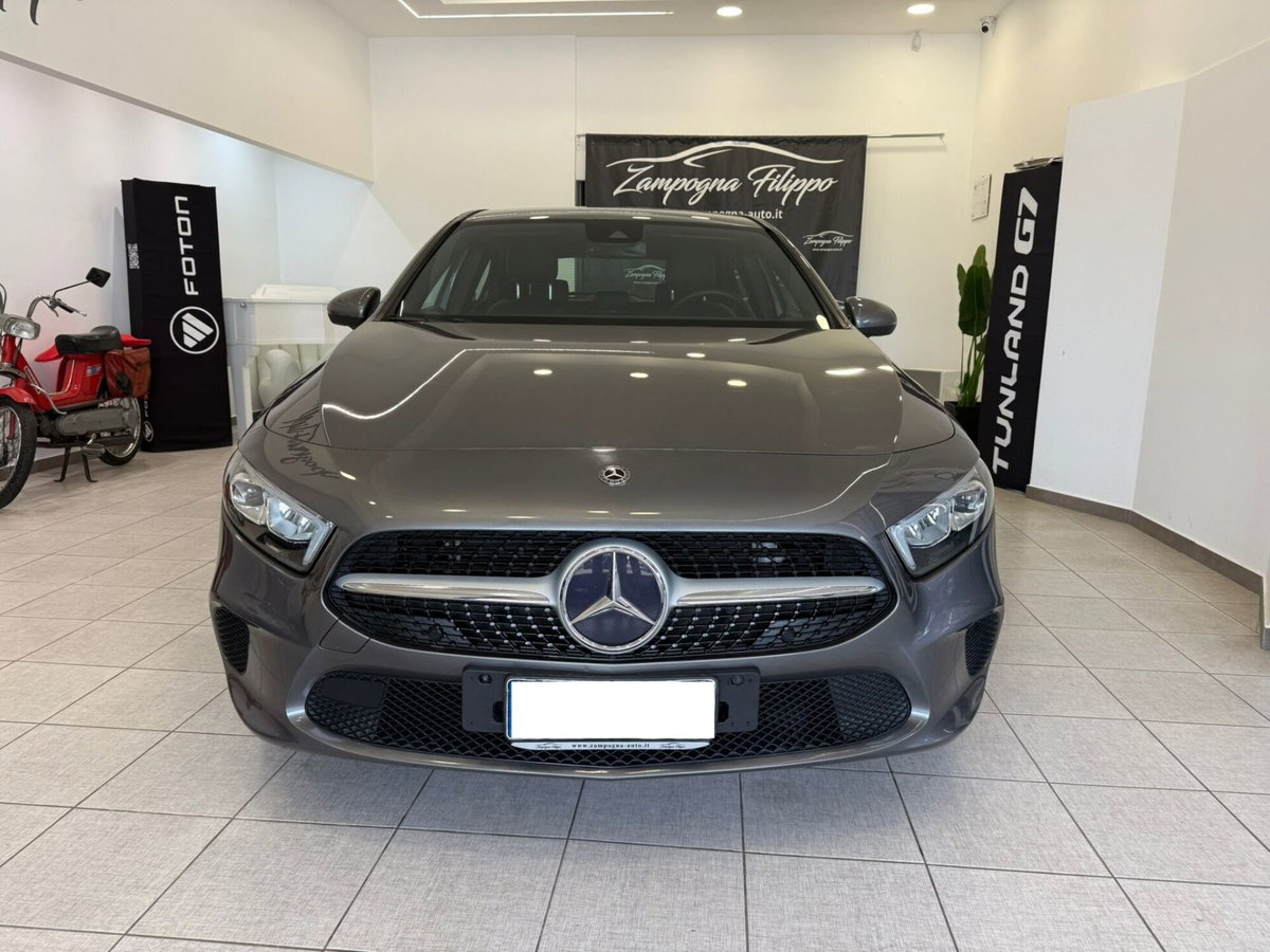 Mercedes-Benz Classe A 180 d Automatic Premium (2)