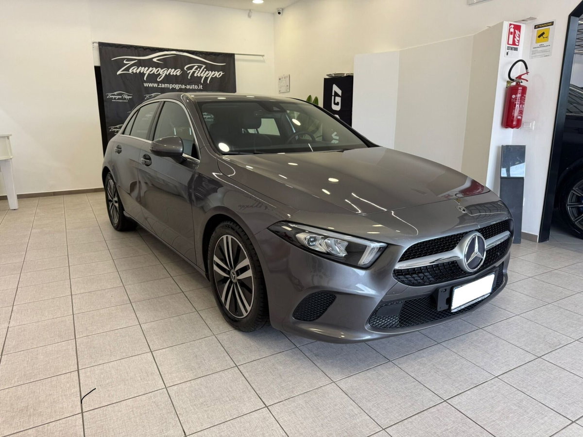 Mercedes-Benz Classe A 180 d Automatic Premium (3)
