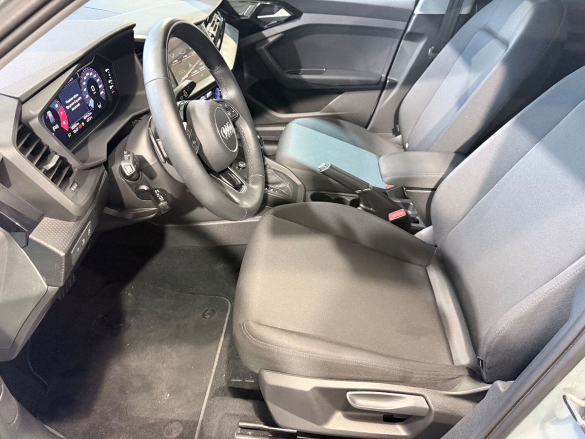 Audi A1 Sportback 30 TFSI S tronic Identity Black (15)