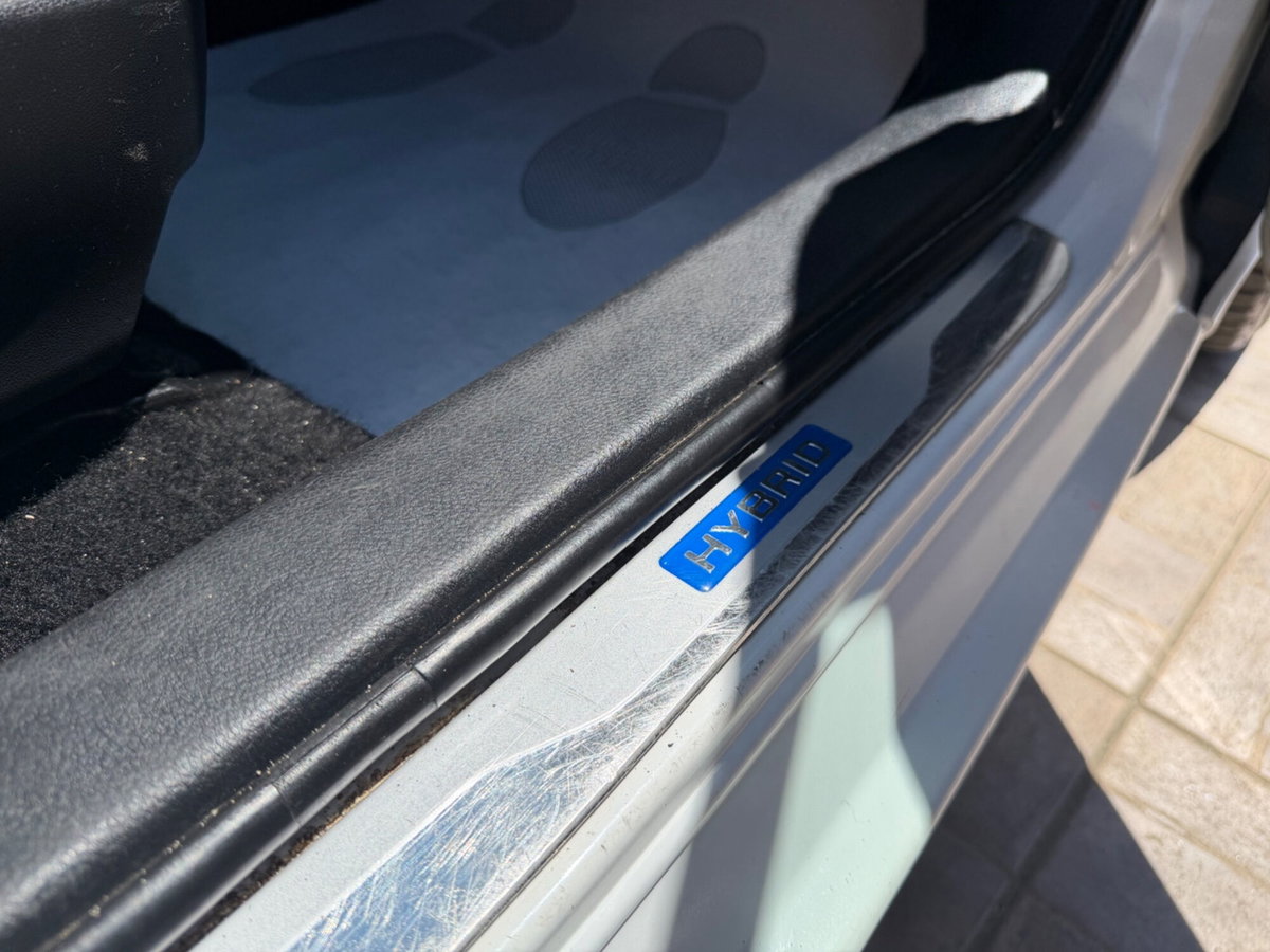 Toyota Auris 1.8 Hybrid Business Pack (12)